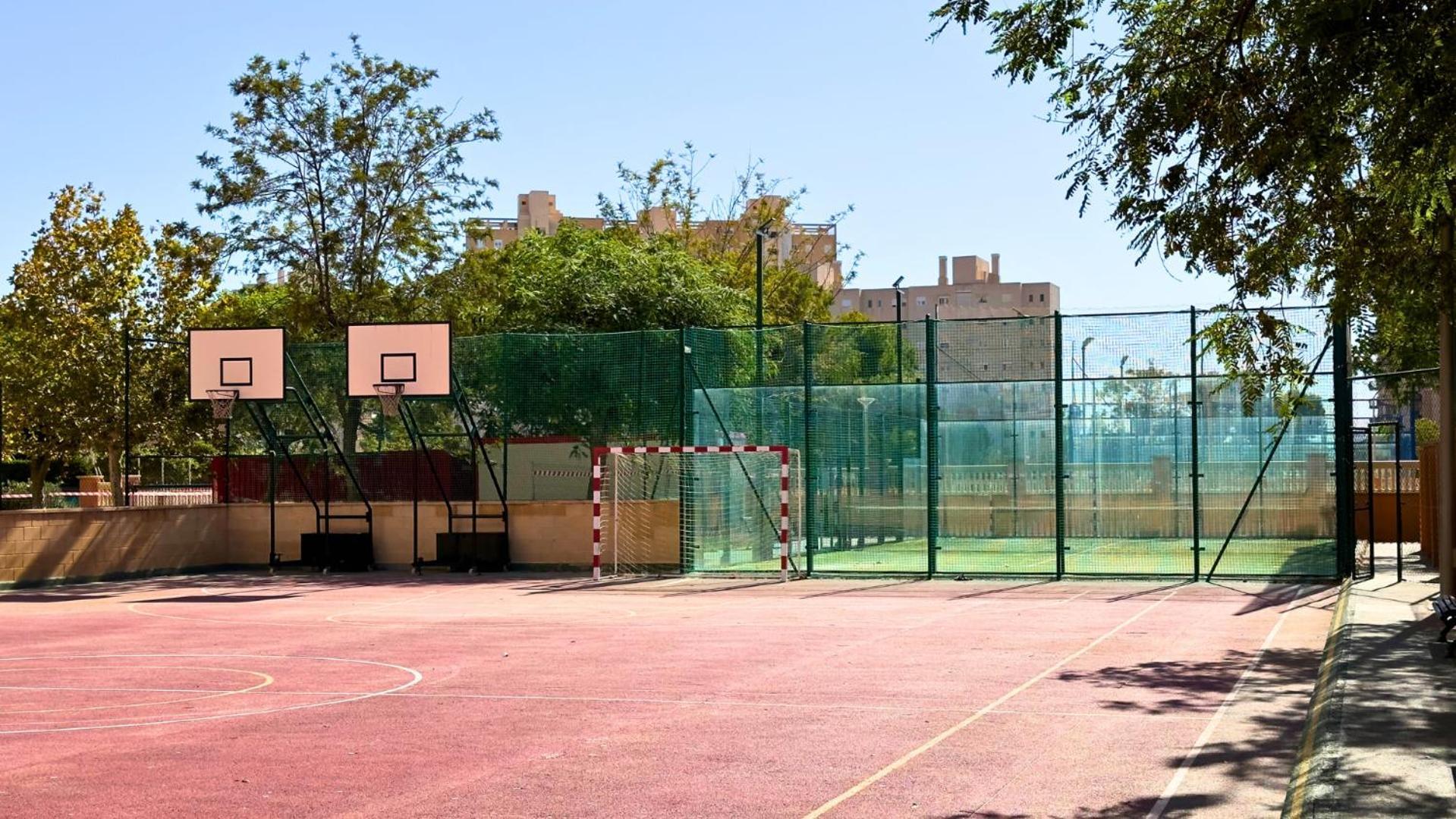 شقة Atico A 50M Del Mar. Parking Gratis. A/C إل كامبيلو المظهر الخارجي الصورة